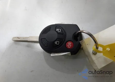 2017 Ford Escape S z USA, uszkodzony, nr VIN 1FMCU0F72HUB98425